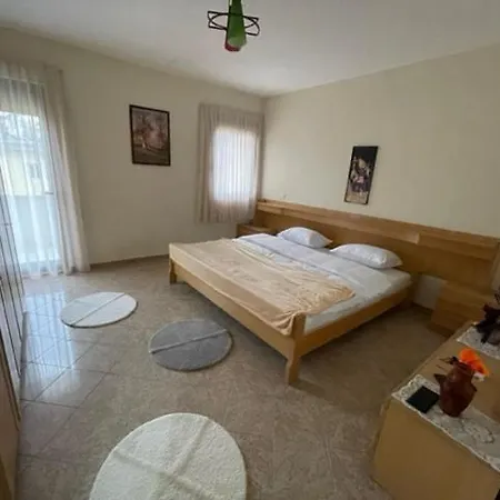 Apartment Evendum 1 *